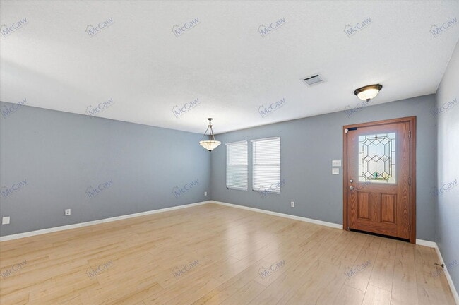 8401 Swan Park Dr in Denton, TX - Building Photo - Building Photo