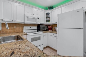 1534 NW 45th St in Pompano Beach, FL - Building Photo - Building Photo