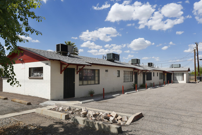 1938 E Adams St in Phoenix, AZ - Building Photo - Building Photo