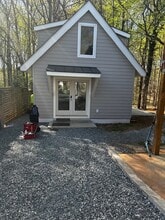 209 Azalea Dr, Unit A 1 BR in Charlottesville, VA - Building Photo - Building Photo