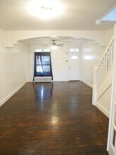 2621 E Hoffman St in Baltimore, MD - Building Photo - Building Photo