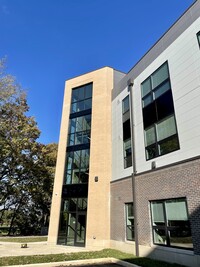 White River Lofts in Muncie, IN - Foto de edificio - Building Photo