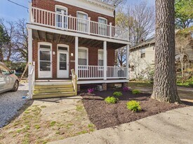 1703 Oakdale Ave in Richmond, VA - Building Photo