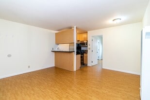 6605 Shattuck Ave in Oakland, CA - Building Photo