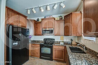 4273 E Oakland St in Gilbert, AZ - Foto de edificio - Building Photo