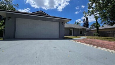 34 Emerson Dr NW in Palm Bay, FL - Building Photo - Building Photo