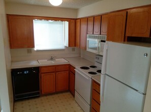 505 SE 27th Ave in Albany, OR - Foto de edificio - Building Photo