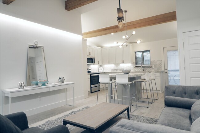 property at 1802 Arbor St