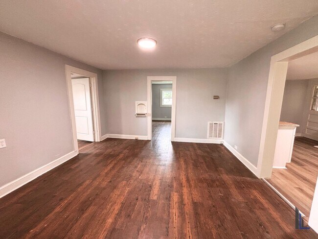 123 White Oak Rd in Greenville, SC - Building Photo - Building Photo