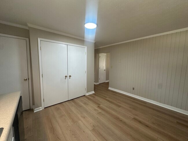 7058 Regalwood Ct in Thomasville, NC - Building Photo - Building Photo