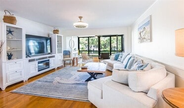 5014 Marsh Field Rd in Sarasota, FL - Building Photo - Building Photo