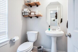 144 Syrah Ct in Leander, TX - Building Photo - Building Photo