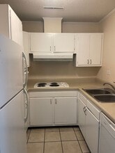 1100 Venita Dr in Athens, GA - Building Photo - Building Photo