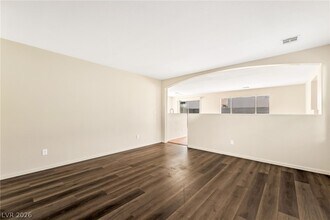 4849 Lone Grove Dr in Las Vegas, NV - Building Photo - Building Photo