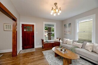 1712 Alston Ave in Fort Worth, TX - Building Photo - Building Photo