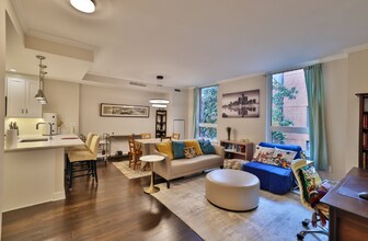 4915 Hampden Ln in Bethesda, MD - Building Photo - Building Photo