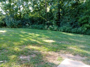 406 E Liberty Ln in Ashland, MO - Building Photo - Building Photo