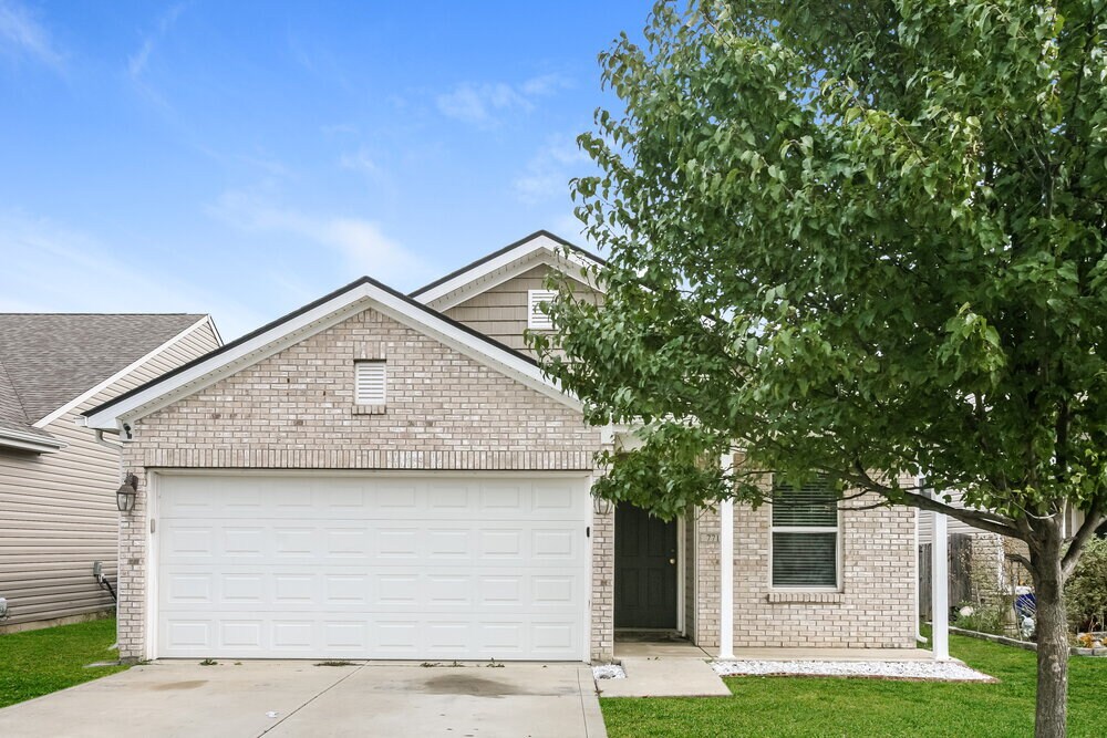 7719 Boleru Dr in Indianapolis, IN - Building Photo