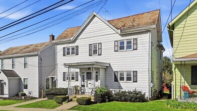 125 S Clay St in Zelienople, PA - Building Photo - Building Photo