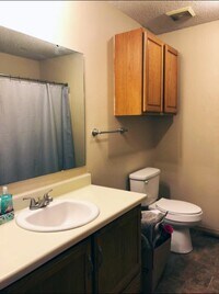 215 E New Melville Rd photo'