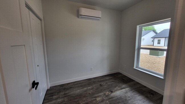 36 N Swan St in Fair Grove, MO - Building Photo - Building Photo