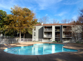 Poplar Pines and Poplar Pines West Apartments