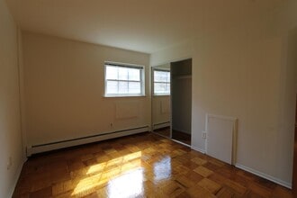 8244 Woolston Ave in Philadelphia, PA - Building Photo - Building Photo