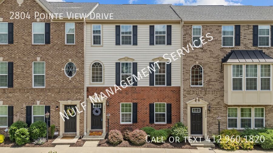 2804 Pointe View Dr in Mars, PA - Building Photo