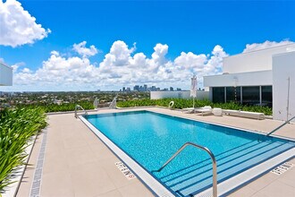 435 Bayshore Dr in Fort Lauderdale, FL - Building Photo - Building Photo