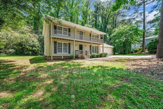 208 S Rockborough Ct in Stone Mountain, GA - Building Photo - Building Photo