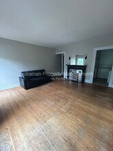 724 W South St in Kalamazoo, MI - Building Photo - Building Photo