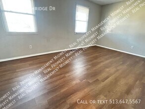 10917 Birchridge Dr in Cincinnati, OH - Building Photo - Building Photo