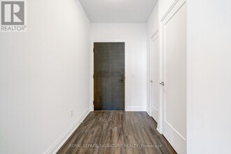 20 Soudan Ave in Toronto, ON - Building Photo - Building Photo