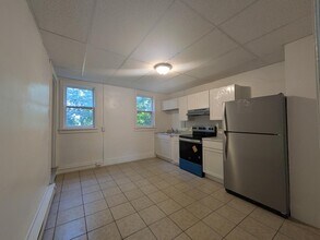 325 E Church St in Slatington, PA - Building Photo - Building Photo