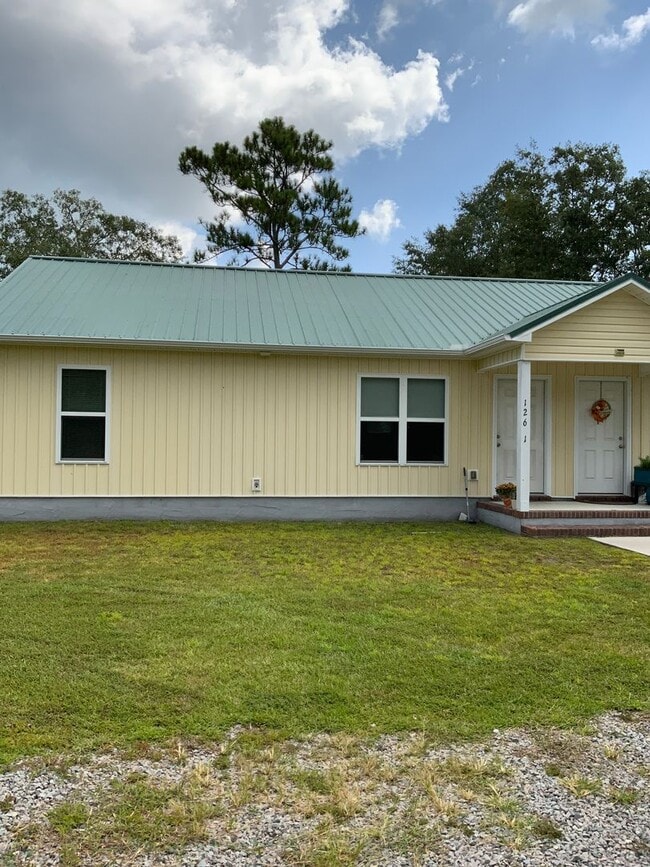 126 Summerlin Ln in Holly Ridge, NC - Building Photo - Building Photo