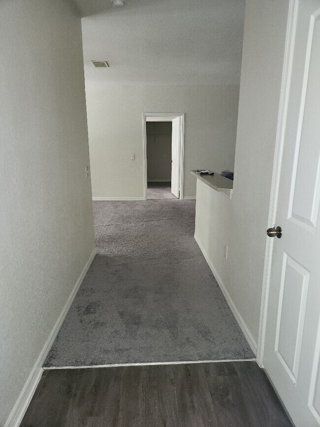 6008 Hemingway Cir in Haines City, FL - Building Photo - Building Photo