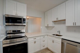 2901 Fiore Way in Delray Beach, FL - Building Photo - Building Photo