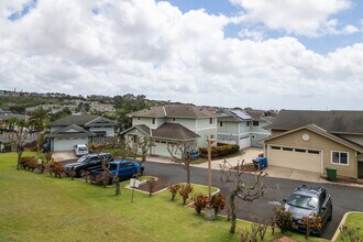 Seascape at Makakilo in Kapolei, HI - Foto de edificio - Building Photo