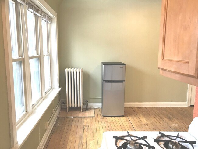 1527 Marshall in Milwaukee, WI - Building Photo - Building Photo