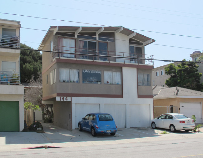 144 Monterey Blvd in Hermosa Beach, CA - Building Photo - Building Photo