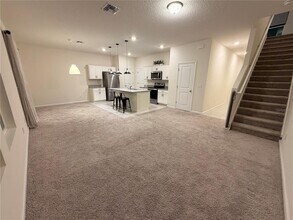 1084 Cades Cv Wy in DeLand, FL - Building Photo - Building Photo
