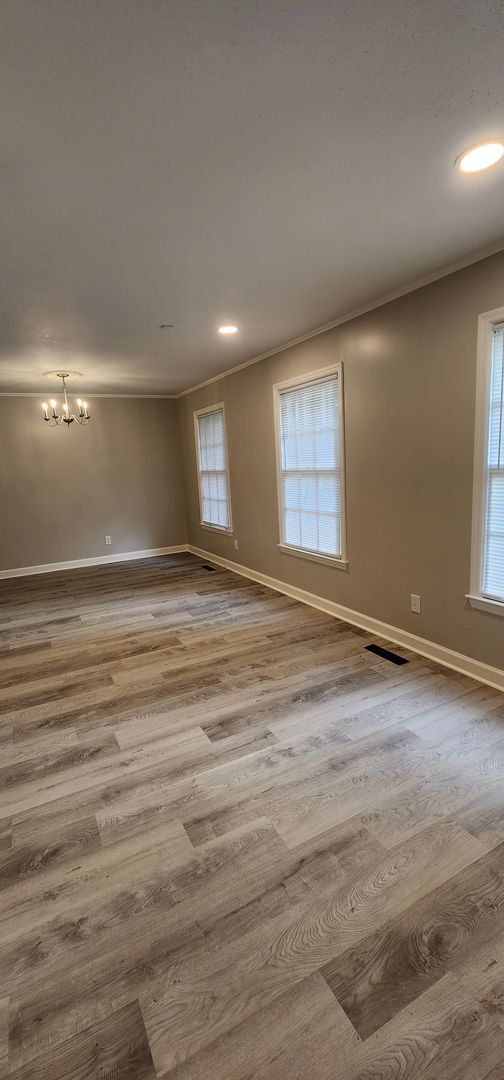 2118 Thomal Cir in Valdosta, GA - Building Photo - Building Photo