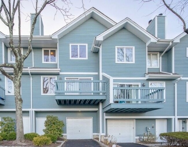 property at 8 Skyview Ter