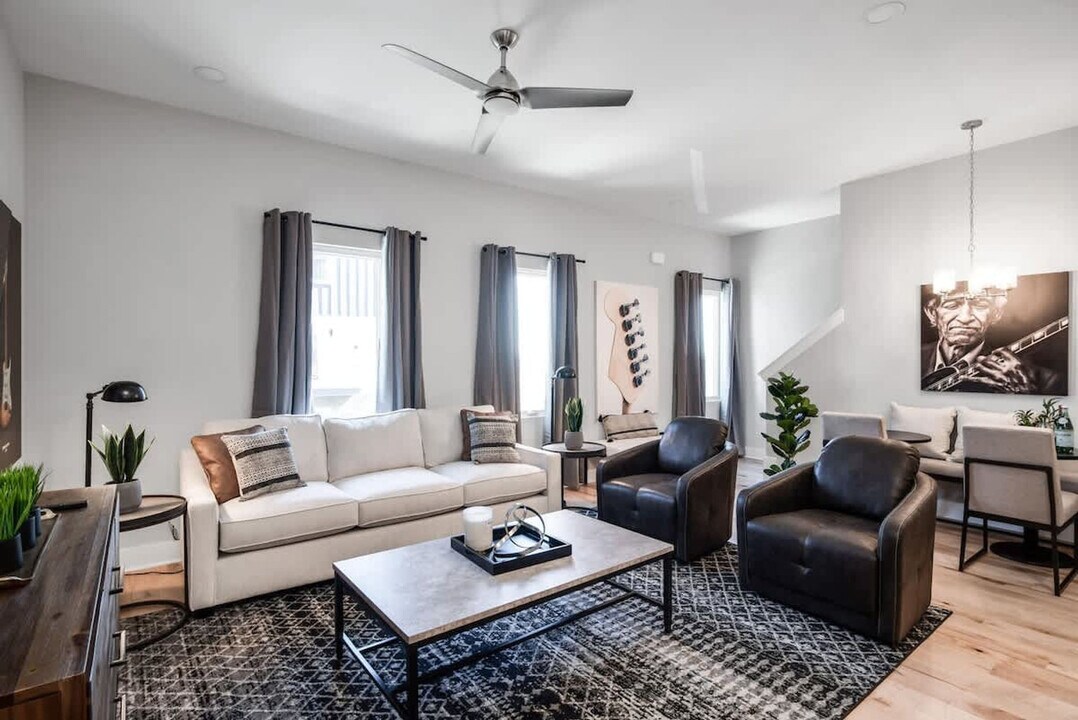 2131 Goodrich Ave-Unit -ID1051724P in Nashville, TN - Building Photo
