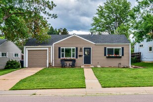 3388 S Holly St in Denver, CO - Building Photo