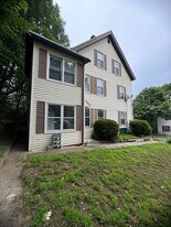 20 Temple St in Fitchburg, MA - Building Photo