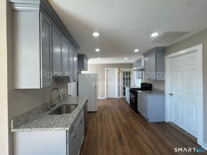 96 Fulton St in New Britain, CT - Building Photo - Building Photo