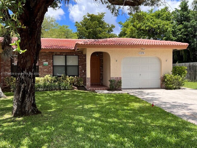 property at 1376 NW 93rd Terrace
