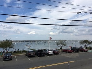 24 Chilton St in Plymouth, MA - Building Photo - Building Photo