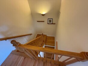 184 Bishops Forest Dr in Waltham, MA - Building Photo - Building Photo